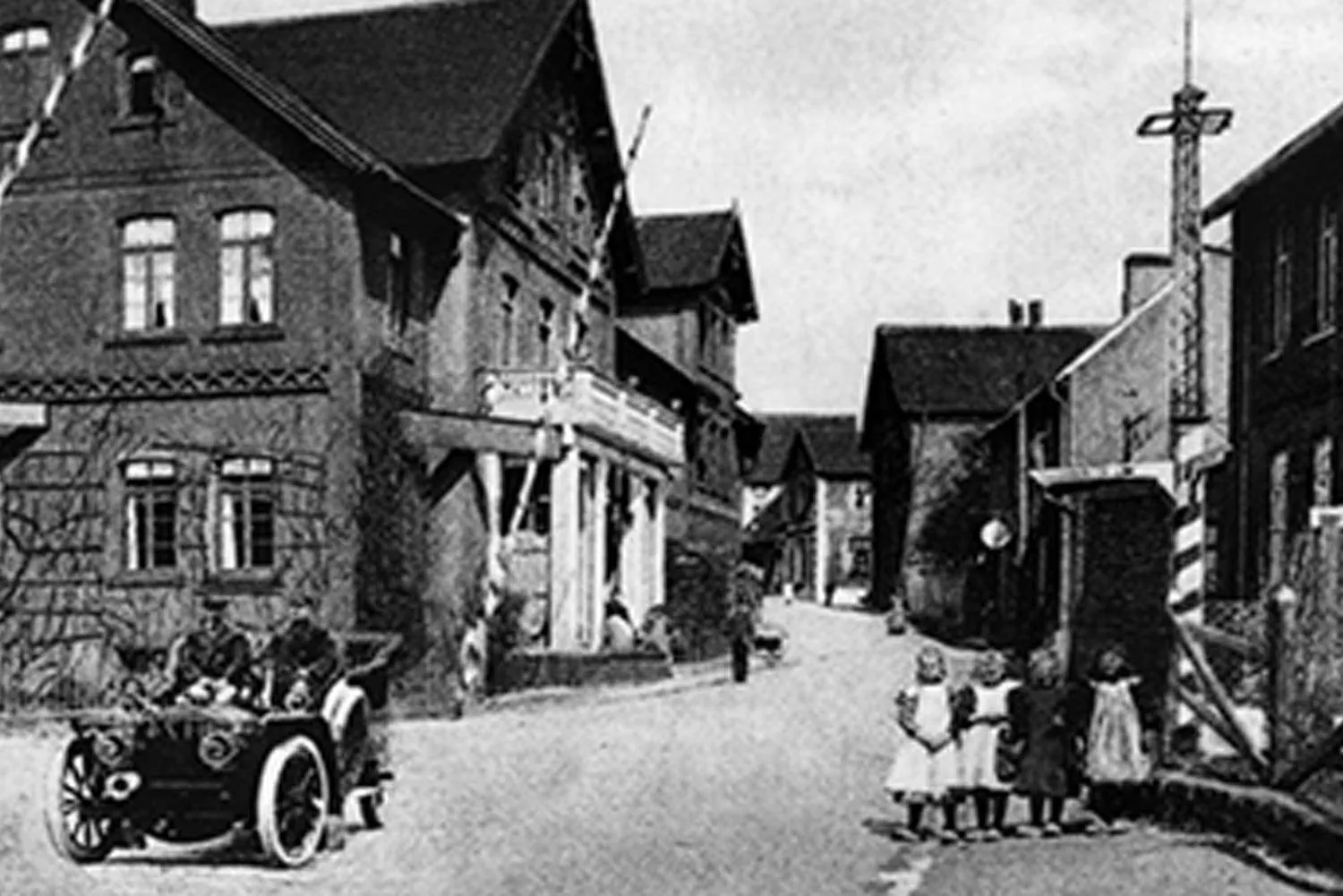 19 08 TEN Historie
